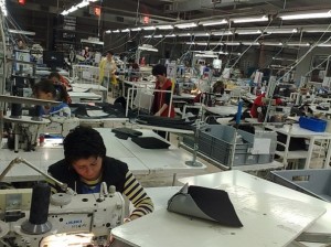 muncitori-fabrica