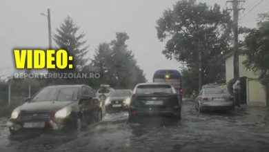 Photo of PRĂPĂD după ploaie: Străzi și clădiri inundate, circulație îngreunată
